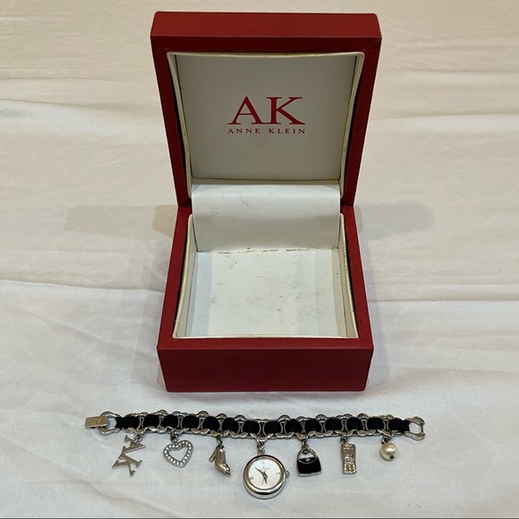 Anne Klein charm watch ~ Final Price - Picture 6 of 8